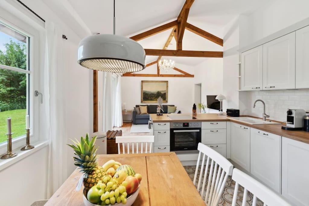 Idylisches Cottage Mit Reh Вьортзее Екстериор снимка